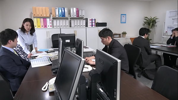 熟女デリヘルを自宅に呼んだら…やってきたのは会社の上司！？立場逆転でまさかの言いなり下剋上中出しセックス 水野優香